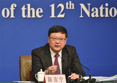 陈吉宁环保部两年成绩单 北京市代市长为啥选择他？